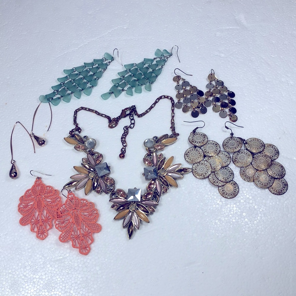 💰BUNDLE DANGLING EARRING and NECKLACE